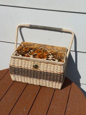 Vintage Eaton’s Sewing Basket
